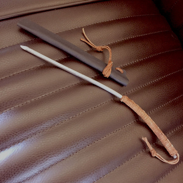 Résistance Pitchfork Dagger